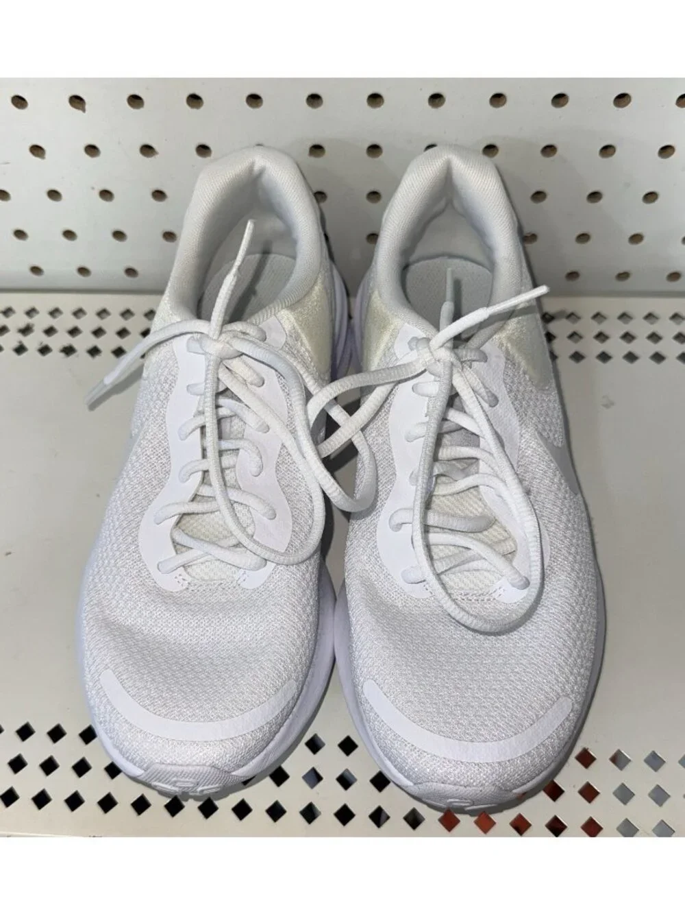 Nike excellent see